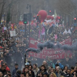Prancis Chaos! Presiden Macron 'Kalap', Kerusuhan Menggila