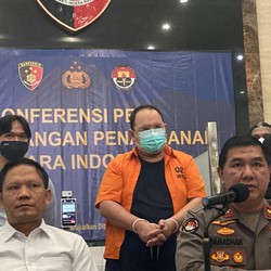 Belum Lengkap, Berkas Henry Surya Dikembalikan ke Bareskrim