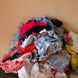 Cara Lihai Penjual Baju Bekas Lolos Blokir Ecommerce