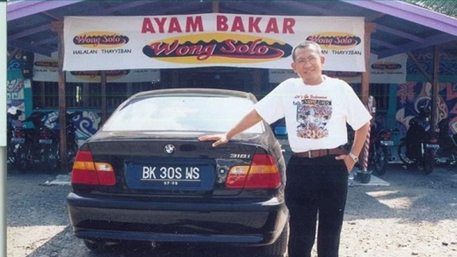 Puspo Wardoyo merupakan mendiri Restoran Ayam Bakar Wong Solo. (Dok. Wong Solo)