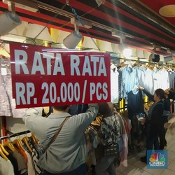 Tak Ngefek, Pakaian Bekas Senen Masih Ramai Usai Digrebek