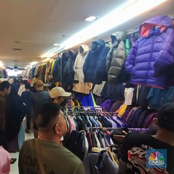 Gebrakan Jokowi, Jual Beli Pakaian Thrifting akan Dilarang!