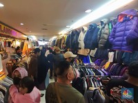 Gebrakan Jokowi, Jual Beli Pakaian Thrifting akan Dilarang!