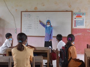 Status Guru Jadi PPPK Pusat, Penempatan Sekolah Bisa Berubah