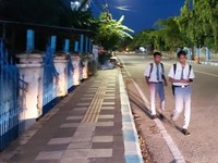 Ramai Media Asing Soroti Sekolah Subuh di RI, Mirip 'Zombie'