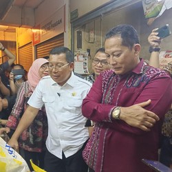 Parah! Bulog Kepayahan Beli Beras Petani, Berharap ke Swasta