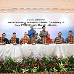 Terkuak! Adaro-Medco-TBS Garap Industri Panel Surya