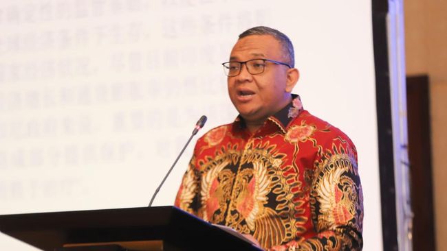 Afriansyah Noor, Wamenaker Baru: Dari Urusan Halal ke Tenaga Kerja
