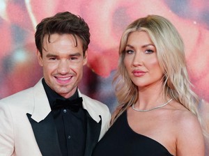 Liam Payne Posting Foto Terakhir Bersama Kekasihnya Sebelum Meninggal
