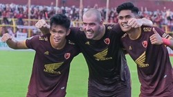PSM Belum Aman Kunci Juara Liga 1, Persib Mendekat dengan Selisih 10 Poin