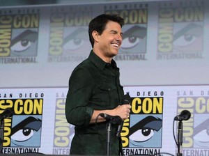 Heboh Tom Cruise Kencan Rahasia dengan Sosialita Rusia