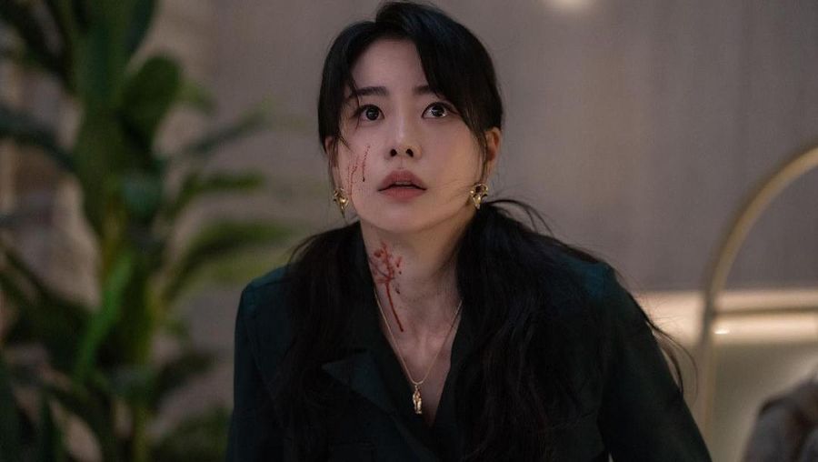 Lim Ji Yeon dalam serial drama korea The Glory. (Instagram @limjjy2)