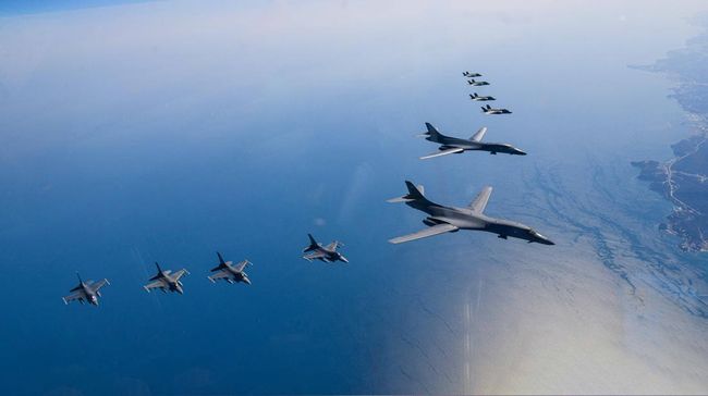 Jenderal Tertinggi AS-Korsel Pamer Kekuatan di Depan Muka Kim Jong Un