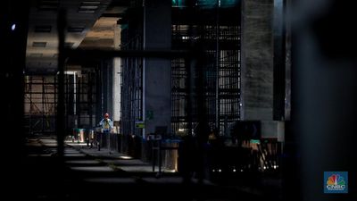 img-title