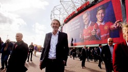Sir Jim Ratcliffe Jual Nice, Fokus ke MU?