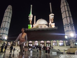Jadwal Sholat Maghrib Semarang Hari Ini 17 November 2023