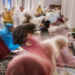 Niat Sholat Tarawih Lengkap: Imam, Makmum, dan Sendiri