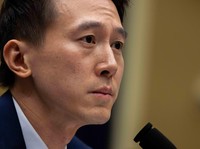 CEO TikTok Pusing Curhat ke Elon Musk, Begini Isinya