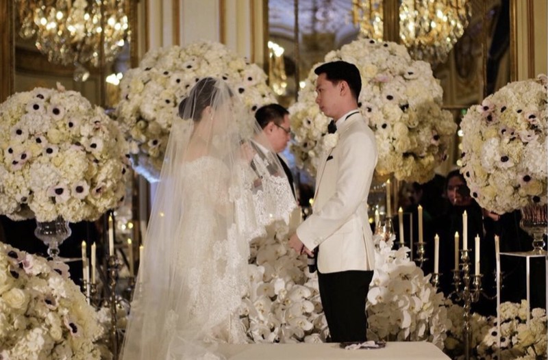 Atlet Bulu Tangkis Kevin Sanjaya dan Valencia Tanoesoedibjo menggelar pernikahan di Paris, Prancis, pada Kamis (23/3/2023). (Tangkapan Layar Instagram morden.co)