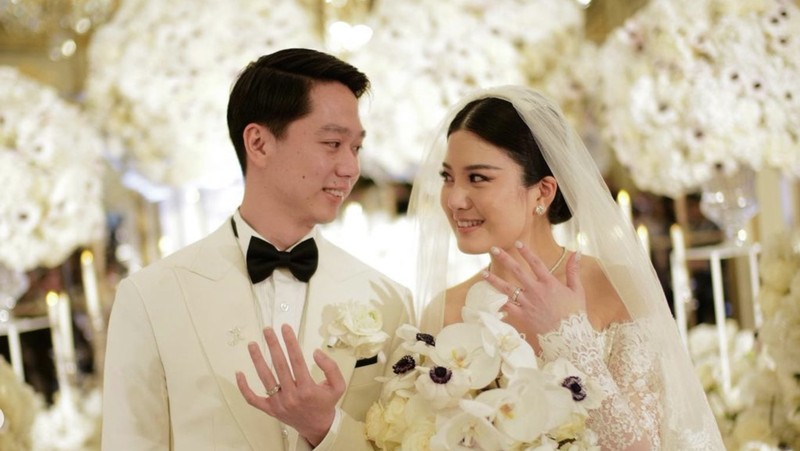 Atlet Bulu Tangkis Kevin Sanjaya dan Valencia Tanoesoedibjo menggelar pernikahan di Paris, Prancis, pada Kamis (23/3/2023). (Tangkapan Layar Instagram morden.co)