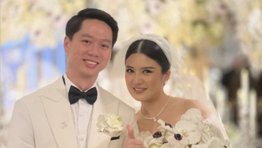Atlet Bulu Tangkis Kevin Sanjaya dan Valencia Tanoesoedibjo menggelar pernikahan di Paris, Prancis, pada Kamis (23/3/2023). (Tangkapan Layar Story Instagram @valenciatanoe)