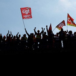 Awas Prancis Mencekam, Warga Siapkan Aksi Demo Besar-besaran