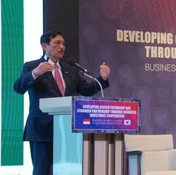Luhut Gertak IMF: Indonesia Bukan Negara Ecek-ecek