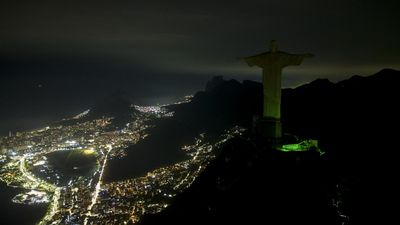 img-title