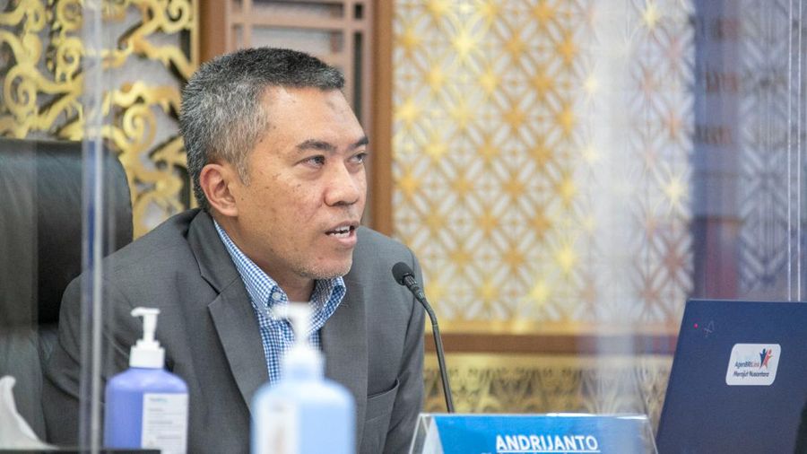 Direktur Jaringan dan Layanan BRI Andrijanto