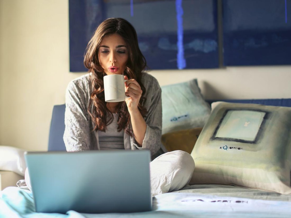 Pemerintah Terapkan WFH Jumat dan Tantangan Kualitas Internet Indonesia