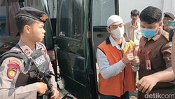Ferry Irawan Jalani Sidang Perdana KDRT Venna Melinda di PN Kota Kediri