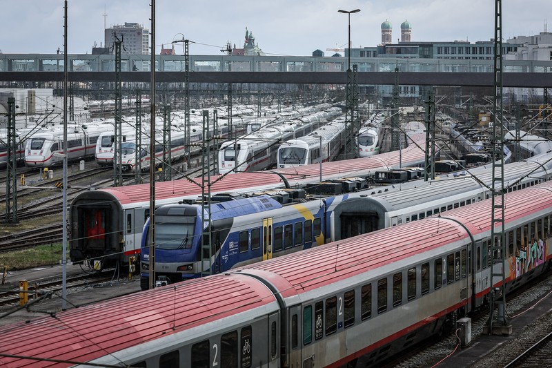 BERLIN, GERMANY - MARCH 27: Board for following trains stands empty at the main train station (Hauptbahnhof) during a nationwide strike on March 27, 2023 in Berlin, Germany. Air travel and long distance rail service have mostly been shut down across Germany today. Labour unions representing over two million public sector employees are pushing for steep wage hikes due to the current high level of inflation.  (Photo by Maja Hitij/Getty Images)