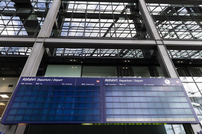 BERLIN, GERMANY - MARCH 27: Board for following trains stands empty at the main train station (Hauptbahnhof) during a nationwide strike on March 27, 2023 in Berlin, Germany. Air travel and long distance rail service have mostly been shut down across Germany today. Labour unions representing over two million public sector employees are pushing for steep wage hikes due to the current high level of inflation.  (Photo by Maja Hitij/Getty Images)