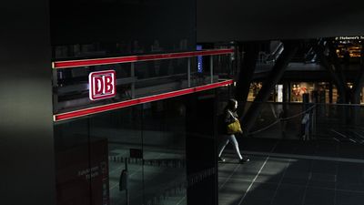 img-title
