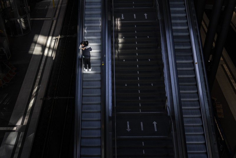 BERLIN, GERMANY - MARCH 27: Board for following trains stands empty at the main train station (Hauptbahnhof) during a nationwide strike on March 27, 2023 in Berlin, Germany. Air travel and long distance rail service have mostly been shut down across Germany today. Labour unions representing over two million public sector employees are pushing for steep wage hikes due to the current high level of inflation.  (Photo by Maja Hitij/Getty Images)