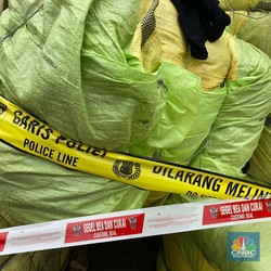 Bea Cukai Beberkan Jalur Penyelundupan Pakaian Bekas ke RI