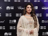 Sedih! Priyanka Chopra Ungkap Alasan Tinggalkan Bollywood