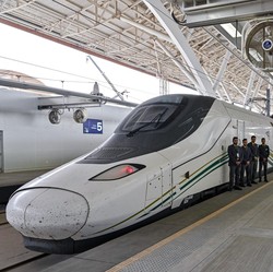 Tembus Gurun Arab, Segini Tarif KA Super Cepat Jeddah-Mekkah