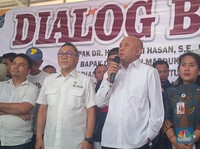 Mendag Zulhas dan Teten Tiba-tiba ke Pasar Senen, Ngapain?