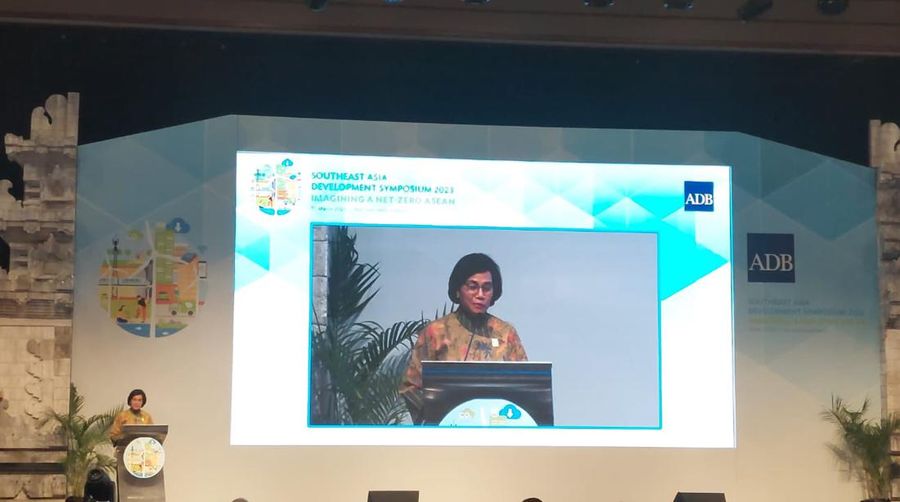 Menteri Keuangan Sri Mulyani Indrawati saat menjadi pembicara dalam Southeast Asia Development Symposium (SEADS) 2023 di Hotel Westin, Nusa Dua, Bali, Kamis (30/3/2023). (Dok. Menkeu)
