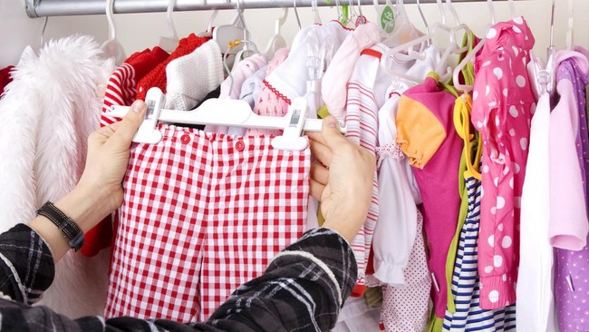 Fenomena Jelang Lebaran: Warga Pilih Beli Baju Baru, Bukan Daging