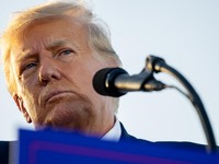 Drama Baru Donald Trump, Hari Ini Menyerahkan Diri