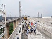Kereta Cepat Jakarta Bandung Nyambung LRT, Kapan Selesai?