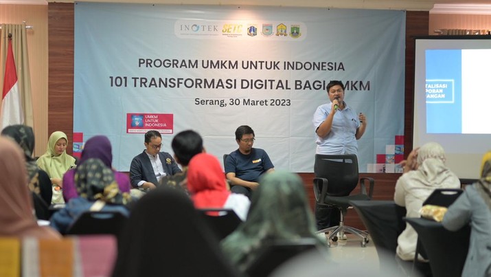 Sampoerna Entrepreneurship Training Center (SETC) bekerja sama dengan Yayasan Inovasi Teknologi Indonesia (INOTEK), menggelar talkshow dan pendampingan bertajuk 101 Transformasi Digital Bagi UMKM sebagai rangkaian kegiatan dari UMKM Untuk Indonesia (UUI) di kota Serang. Sampoerna Entrepreneurship Training Center (SETC) bekerja sama dengan Yayasan Inovasi Teknologi Indonesia (INOTEK), menggelar talkshow dan pendampingan bertajuk 101 Transformasi Digital Bagi UMKM sebagai rangkaian kegiatan dari UMKM Untuk Indonesia (UUI) di kota Serang.