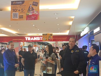 Detik-Detik Midnight Sale, CT Turun Gunung ke Transmart