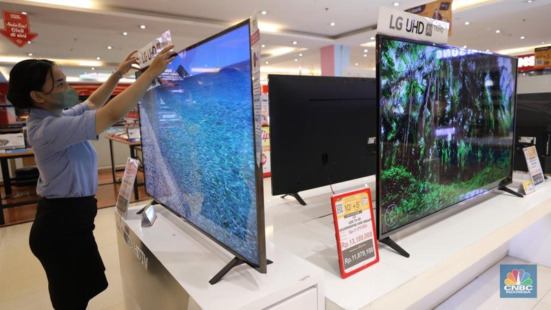 Promo Aneka Sembako di Transmart Cempaka Putih (CNBC Indonesia/Tri Susilo)