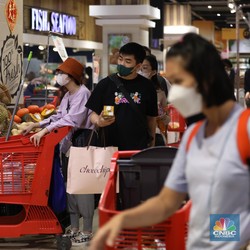 Pengunjung Transmart Kokas Membludak, Sikat Barang-barang Ini