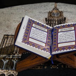 Al-Quran Punya Terjemahan 26 Bahasa Daerah RI, Begini Prosesnya