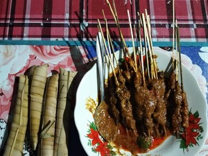 Sate Bulayak Makanan Khas Lombok, Ini Resep dan Cara Membuat