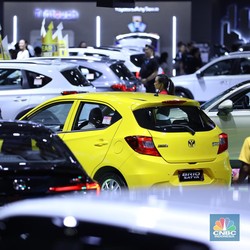 Tendang Avanza! Mobil Kecil ini Jadi yang Terlaris di RI